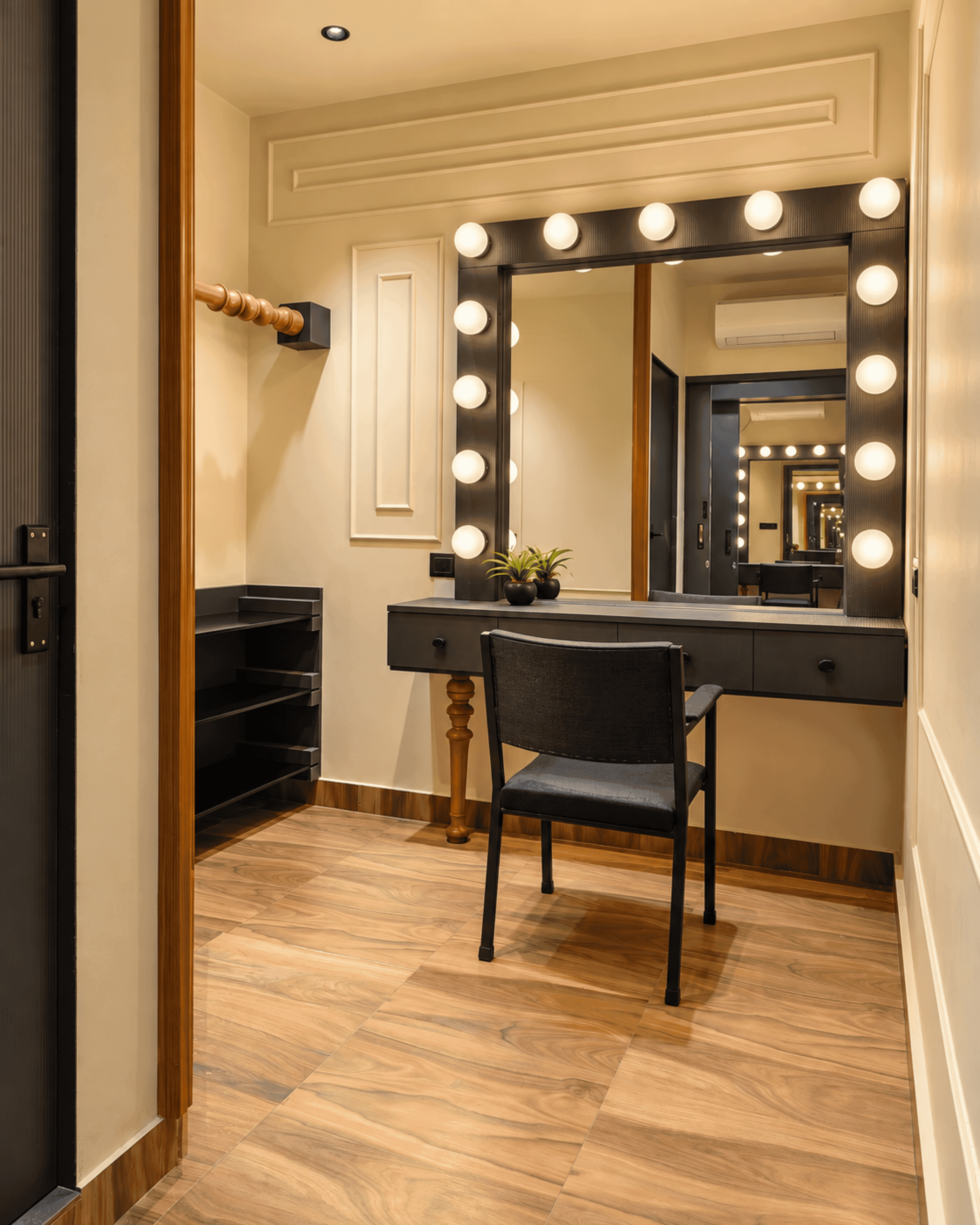 Makeup & Wardrobe Room 1 view 2